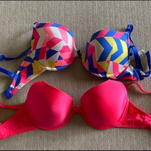 TWO PACK NEON BRAS 32D
